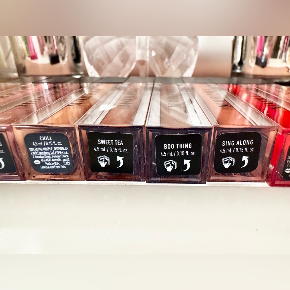 Morphie Lipgloss - Picture 4 of 6